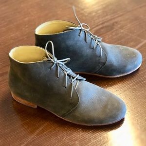 Nisolo Grey Suede Harper Chukka Boot.